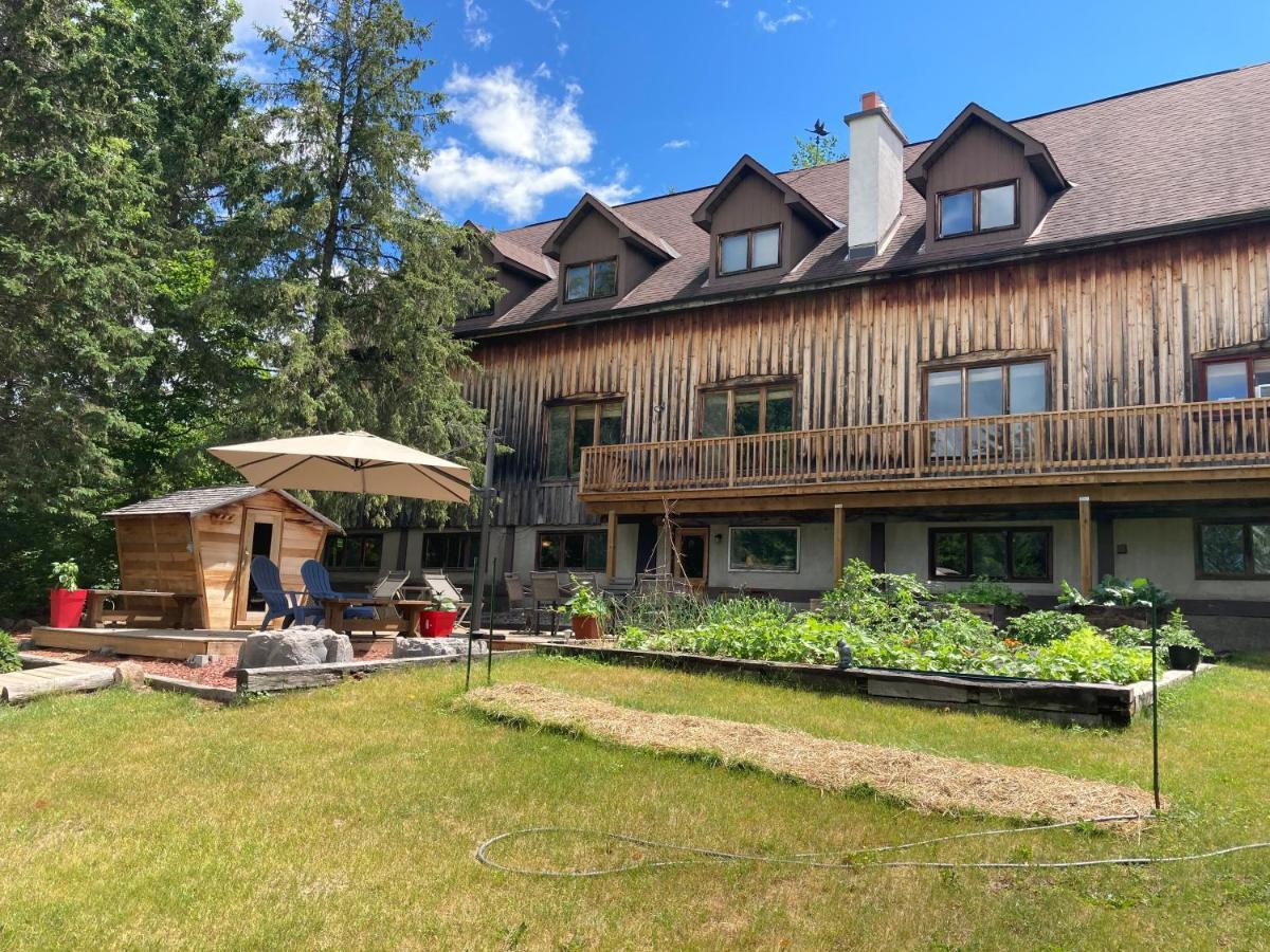 La Grange Country Inn Wakefield Eksteriør billede