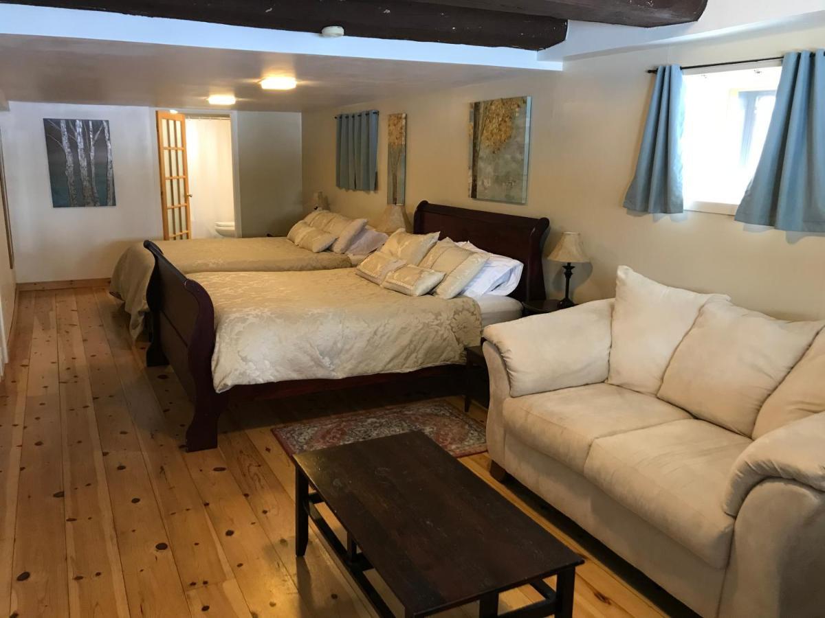 La Grange Country Inn Wakefield Eksteriør billede